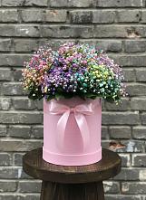 Цветочная композиция из Гипсофила и Розы в шляпной коробке в Кукуштан