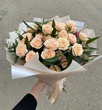 Букет Кремовые розы Латте в Кукуштан
