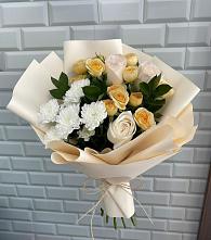 Букет цветов из:  Розы и Хризантемы в Кукуштан