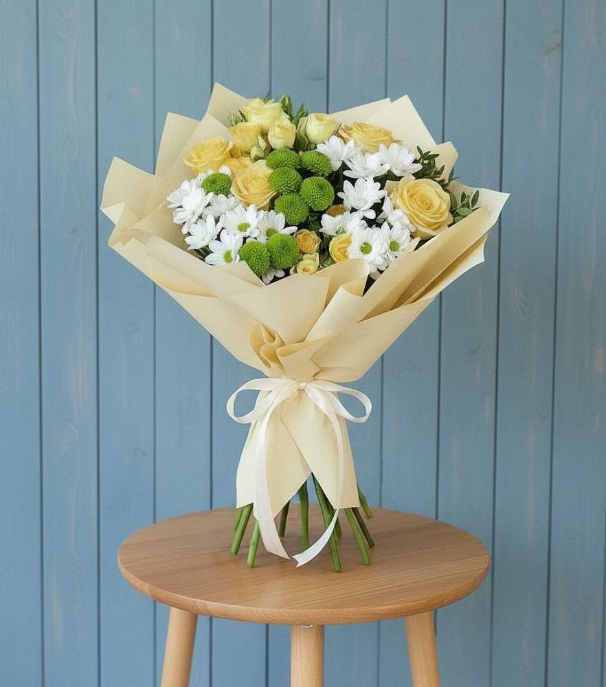 Букет цветов из: Хризантемы и Розы в Кукуштан