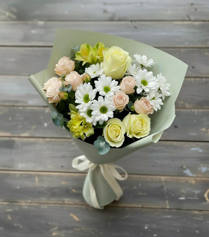 Букет цветов из: Альстромерии, Розы и Хризантемы в Кукуштан