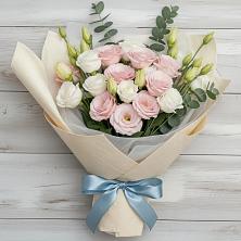 Букет цветов из:  Лизиантусы в Кукуштан