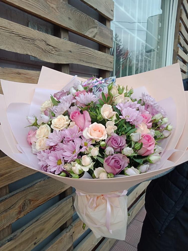 Букет цветов из: Розы и Хризантемы в Кукуштан