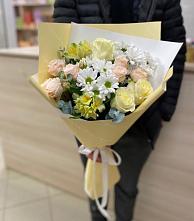 Букет цветов из:  Альстромерии, Розы и Хризантемы в Кукуштан