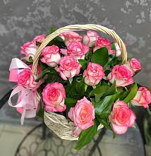 Цветочная композиция из Розы в корзине #REPLACE_PRED# Кукуштан