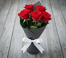 Букет 5 Красных роз Эдлесс Лав #REPLACE_PRED# Кукуштан