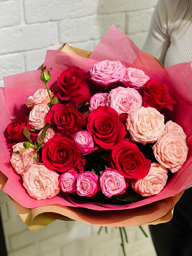 Букет цветов из: Розы в Кукуштан