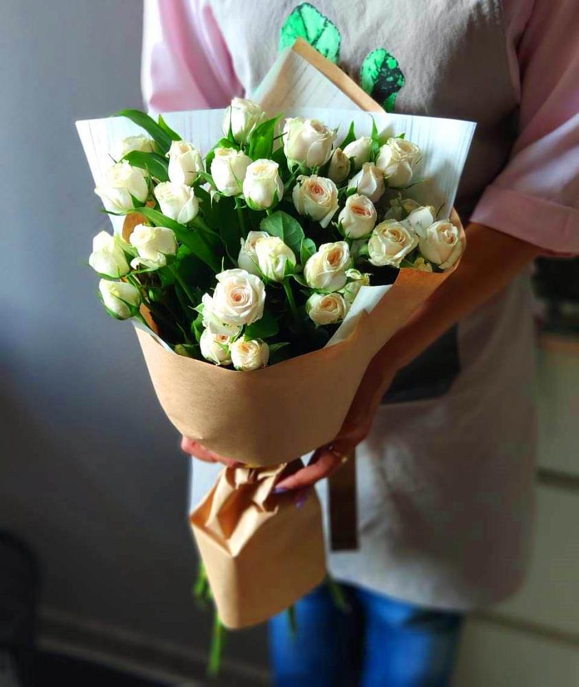 Букет цветов из: Розы в Кукуштан
